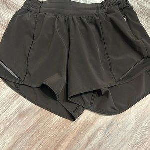 Lululemon Hotty Hot Shorts Tall